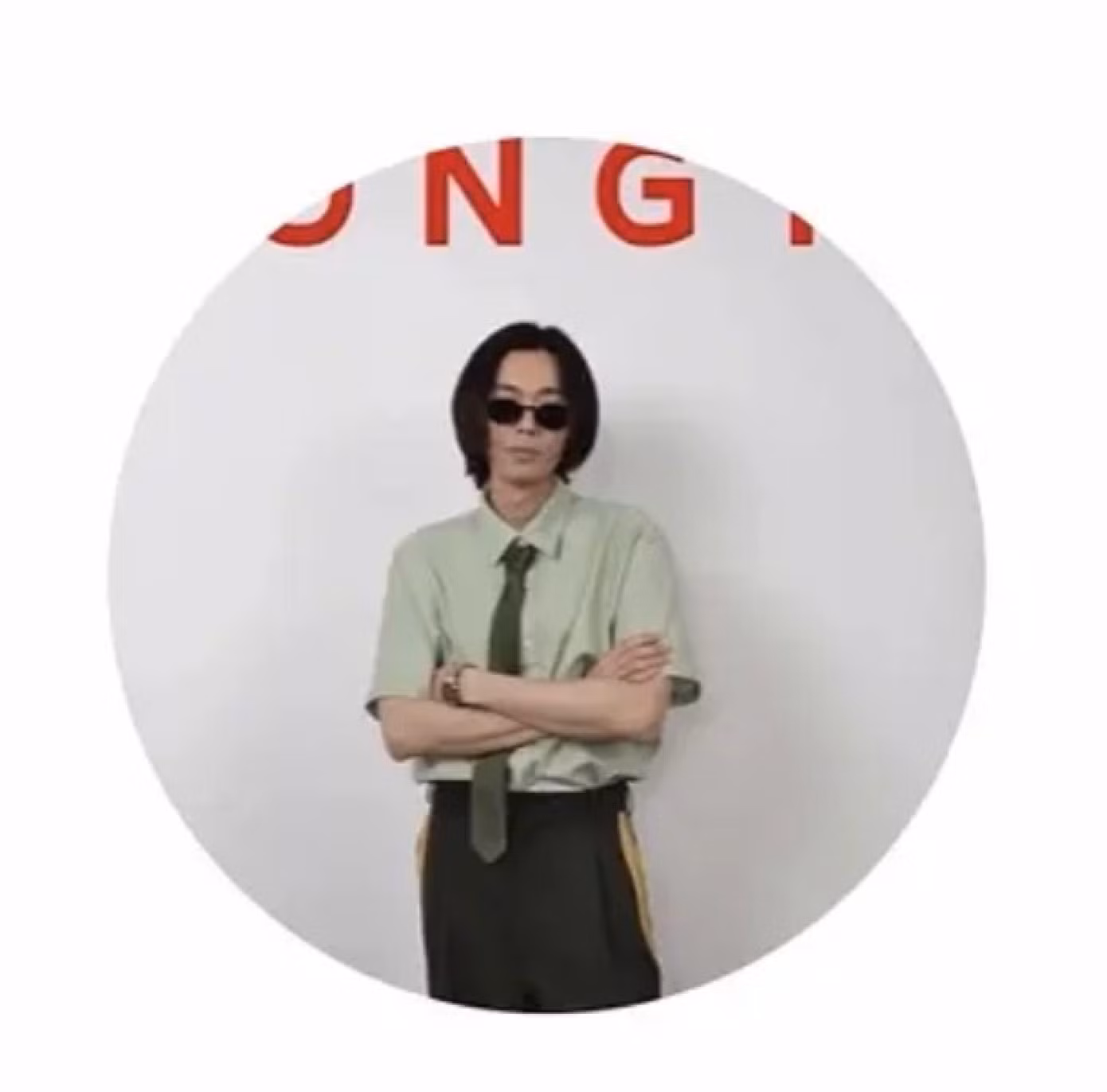 Song Ta gây nhiều tranh cãi với dự án "Những bông hoa vườn trường".