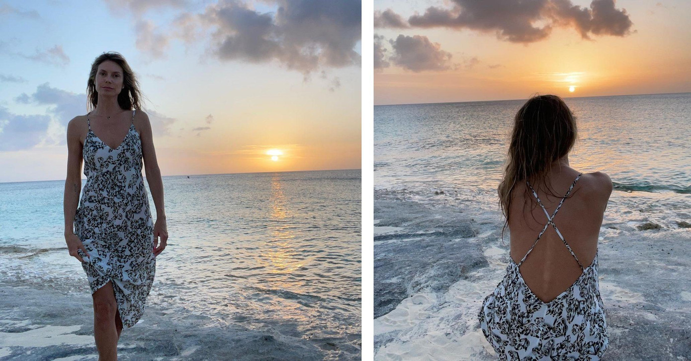 Siêu mẫu 7x cùng chồng trẻ và các con đi nghỉ dưỡng ở bãi biển nhiệt đới từ tuần trước. Trên trang cá nhân, cô thường xuyên cập nhật hình ảnh về chuyến đi, đa phần là những bức ảnh &quot;thả dáng&quot; nóng bỏng.