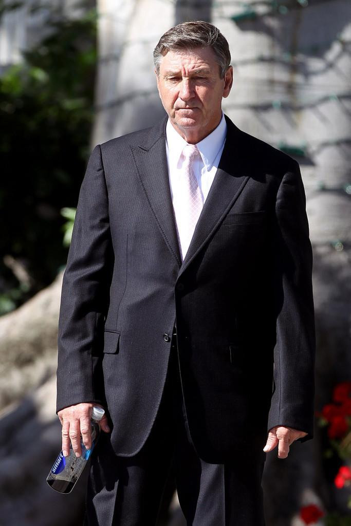 Bạn trai cũ chỉ đích danh ông Jamie là người kiểm soát Britney để hưởng lợi từ cô. Bạn trai cũ chỉ đích danh ông Jamie là người kiểm soát Britney để hưởng lợi từ cô.