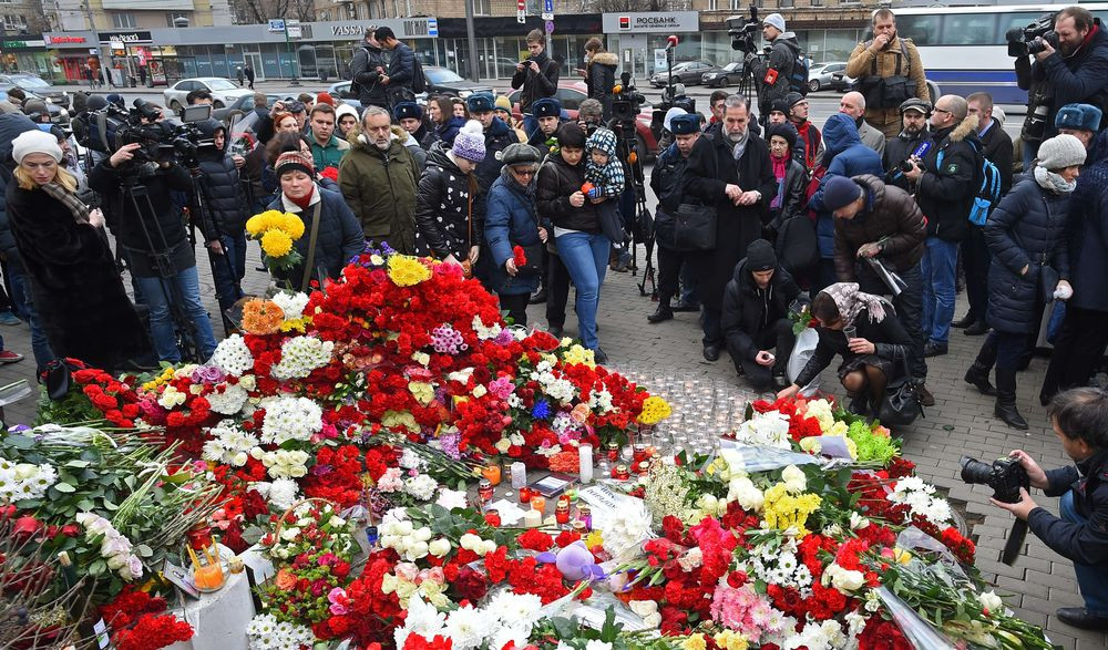 Pháp tuyên bố sẽ 'hành động phù hợp' với IS ảnh 3