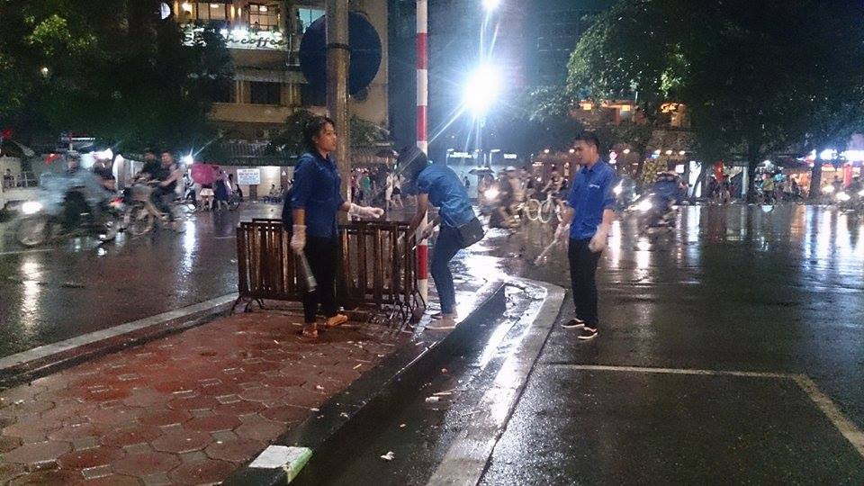 Pháo hoa rực sáng mừng Tết Độc lập ảnh 8