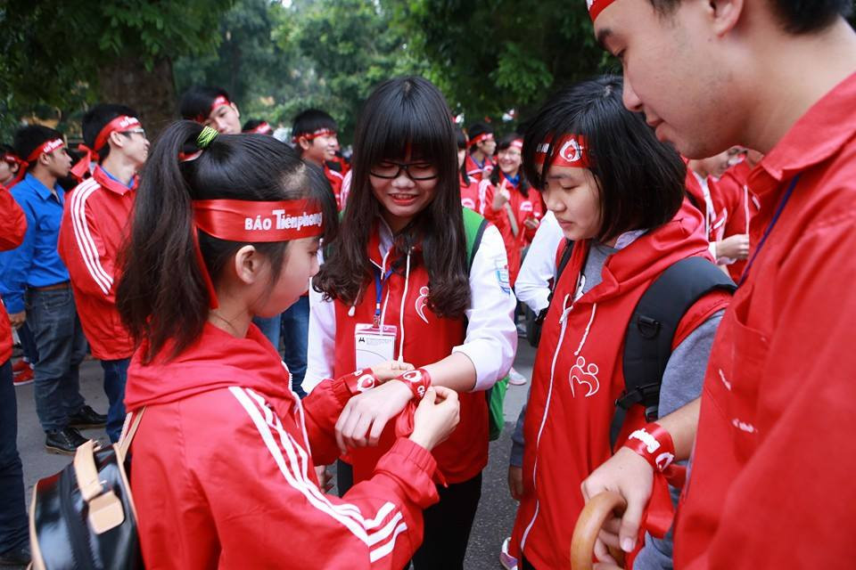 Chủ nhật Đỏ tiếp nhận 9.116 đơn vị máu ảnh 59