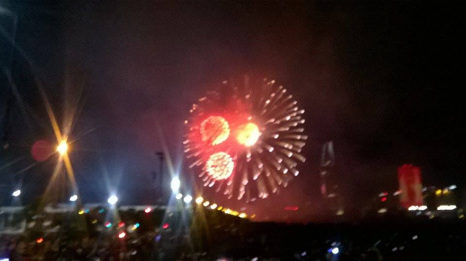 Pháo hoa rực sáng mừng Tết Độc lập ảnh 28