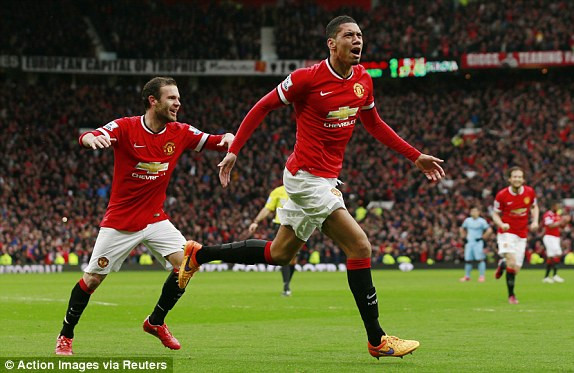 M.U-Man City (4-2): Nhuộm đỏ thành Manchester ảnh 3