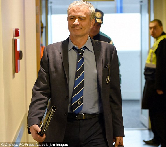 Chelsea vs M.U (1-0): Tiệm cận ngôi vô địch ảnh 14