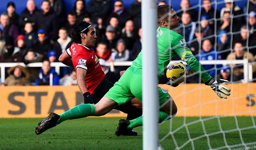 QPR vs M.U (0-2): Dự bị lập đại công ảnh 5