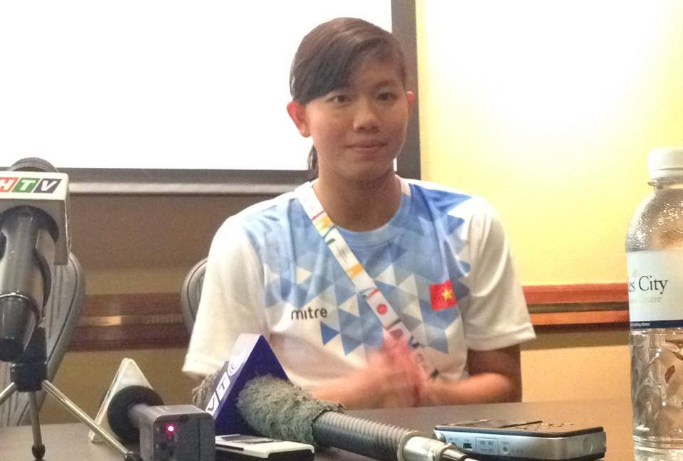 Ánh Viên rưng rưng nói lời cảm ơn thầy ảnh 5