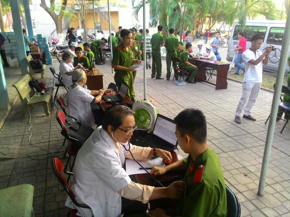 Chủ nhật Đỏ tiếp nhận 9.116 đơn vị máu ảnh 67