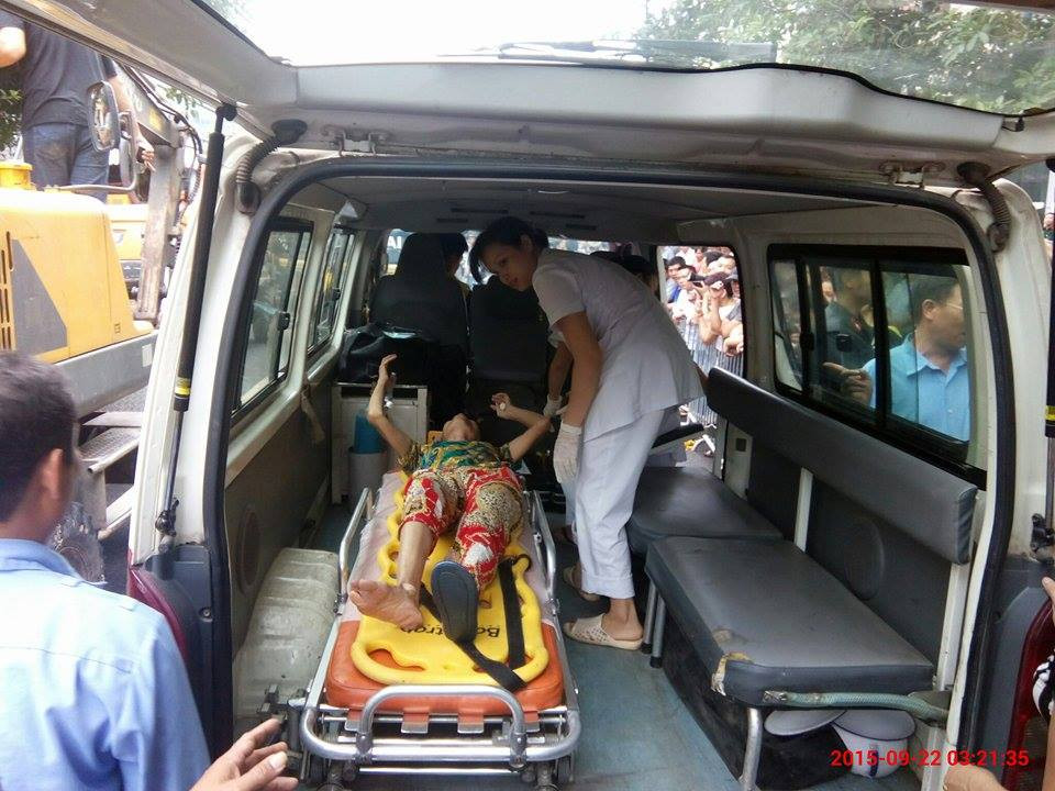 Sập nhà cũ ở Hà Nội, hai người tử vong dưới đống đổ nát ảnh 18