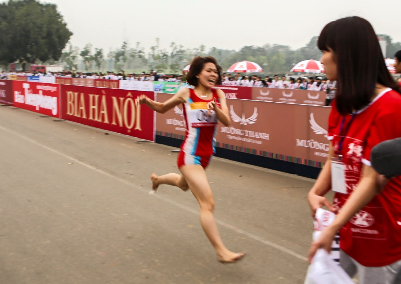 Việt dã và marathon Báo Tiền Phong: Sôi nổi đua tài ảnh 33