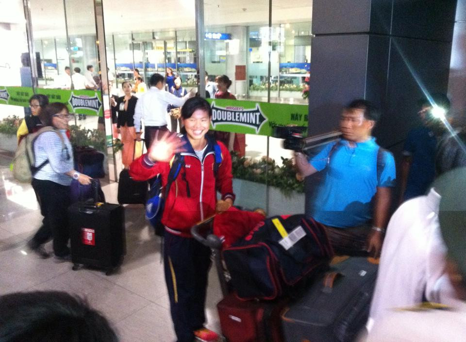 Kình ngư Ánh Viên được chào đón như người hùng ảnh 8