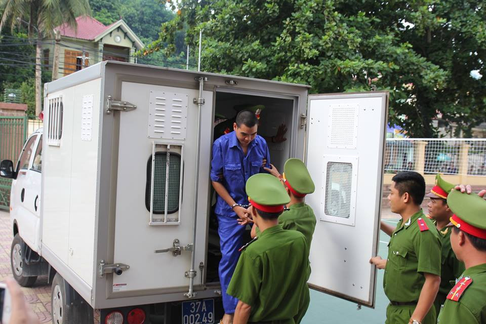 Kẻ gây vụ thảm sát rúng động Nghệ An lĩnh án tử ảnh 17