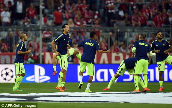 Bayern vs Barca (3-2): 'Hùm xám' lực bất tòng tâm ảnh 17