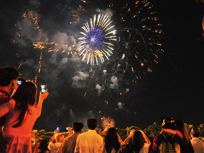 Tết Việt Online: Khắp nơi tưng bừng đón năm mới ảnh 8