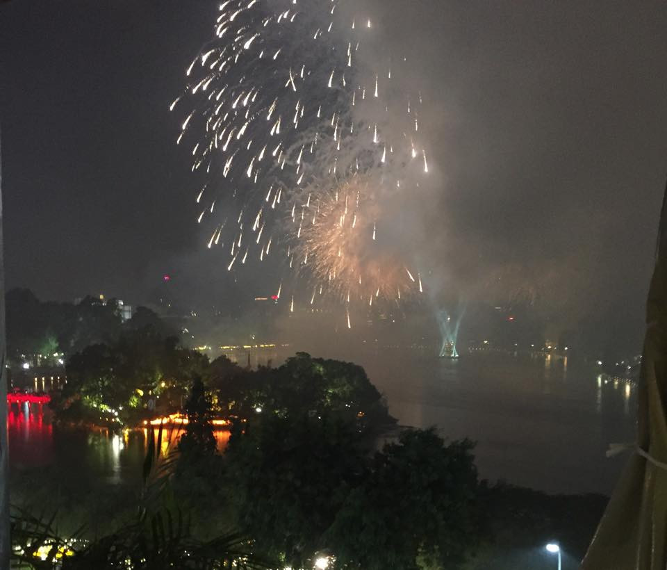 Pháo hoa rực sáng mừng Tết Độc lập ảnh 25