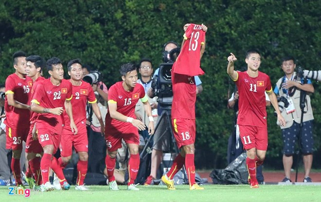 Công Phượng rực sáng, U23 Việt Nam thắng đậm Malaysia ảnh 10