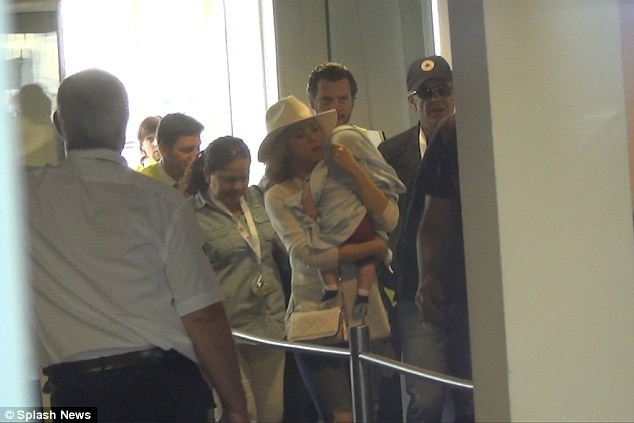 Kỳ tích của 'Gã khổng lồ xứ Catalan' ảnh 12