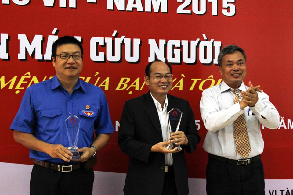 Chủ nhật Đỏ tiếp nhận 9.116 đơn vị máu ảnh 32