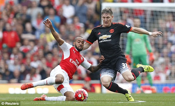 Arsenal vs M.U (3-0): Quỷ đỏ thua sốc ở Emirates ảnh 12