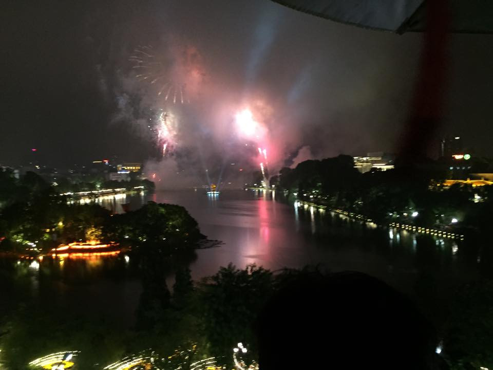 Pháo hoa rực sáng mừng Tết Độc lập ảnh 24