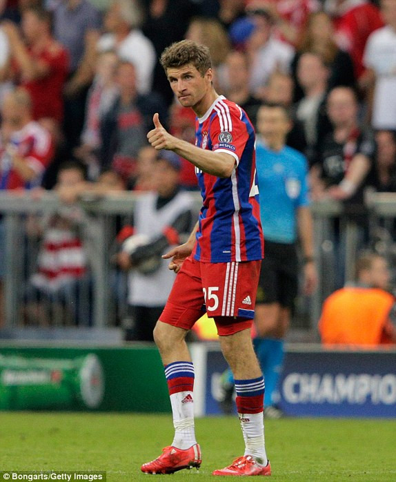 Bayern vs Barca (3-2): 'Hùm xám' lực bất tòng tâm ảnh 2