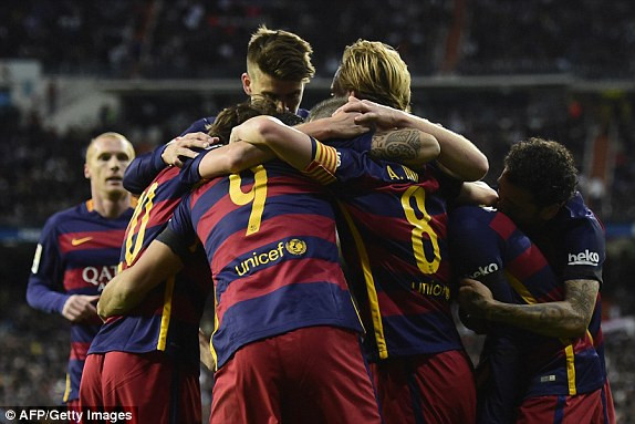 Real Madrid vs Barcelona (0-4): Cơn ác mộng ở Bernabeu ảnh 13