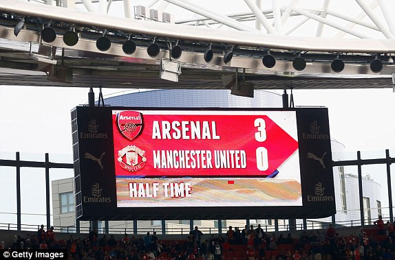 Arsenal vs M.U (3-0): Quỷ đỏ thua sốc ở Emirates ảnh 13