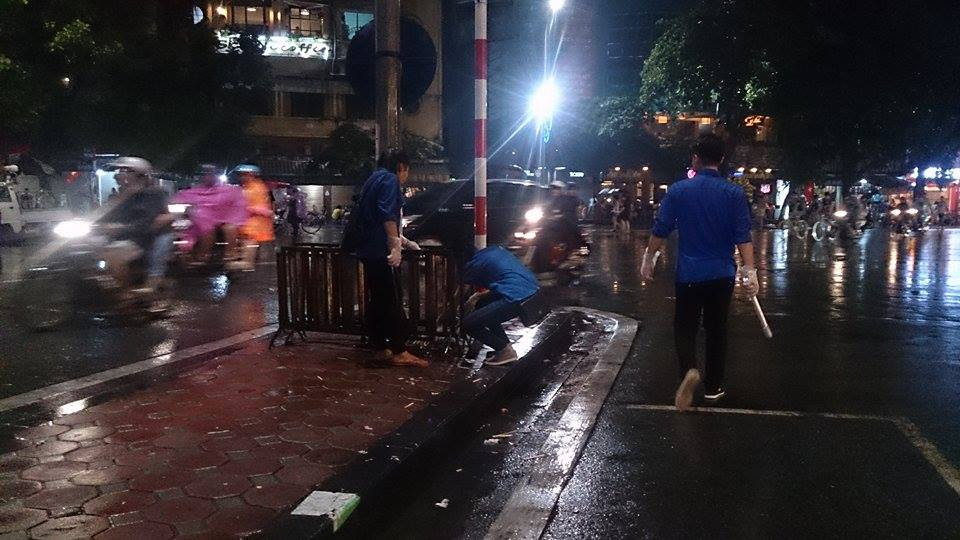 Pháo hoa rực sáng mừng Tết Độc lập ảnh 9