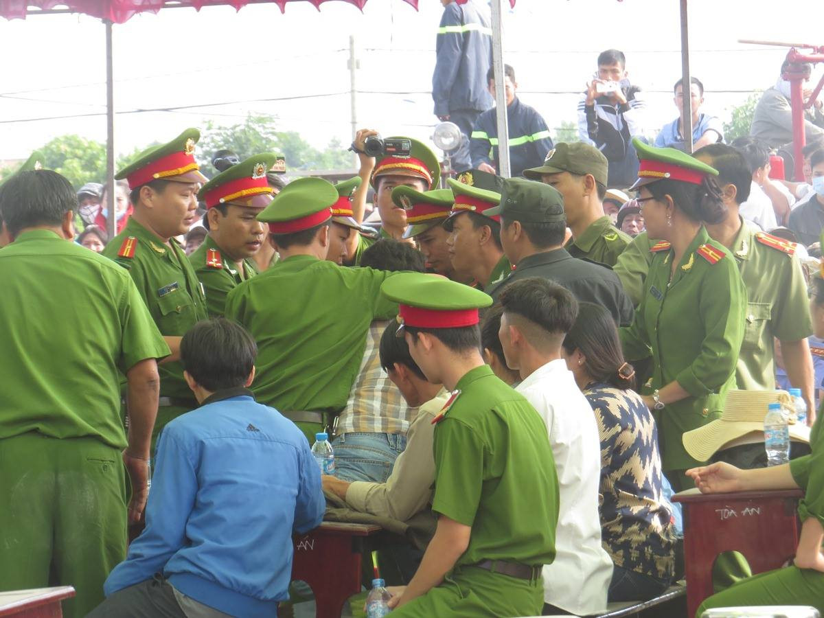 Tiếp tục xét xử vụ thảm án Bình Phước ảnh 13