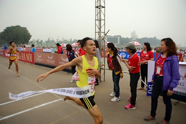 Việt dã và marathon Báo Tiền Phong: Sôi nổi đua tài ảnh 35