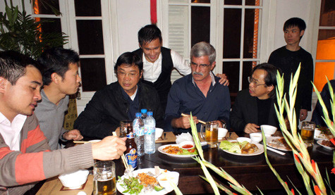 Công Vinh và HLV Calisto