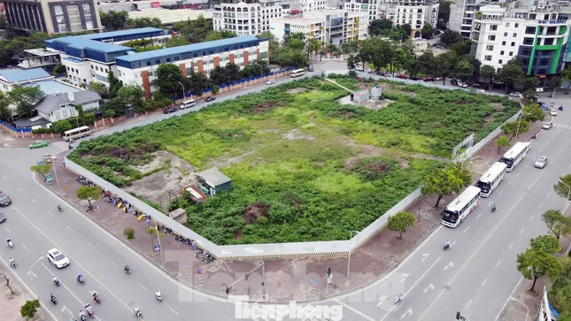 HoREA đề nghị không quy định khoản tiền bổ sung cho khoảng thời gian chậm xác định tiền sử dụng đất trước thời điểm ngày 1/8/2024. Ảnh minh hoạ.