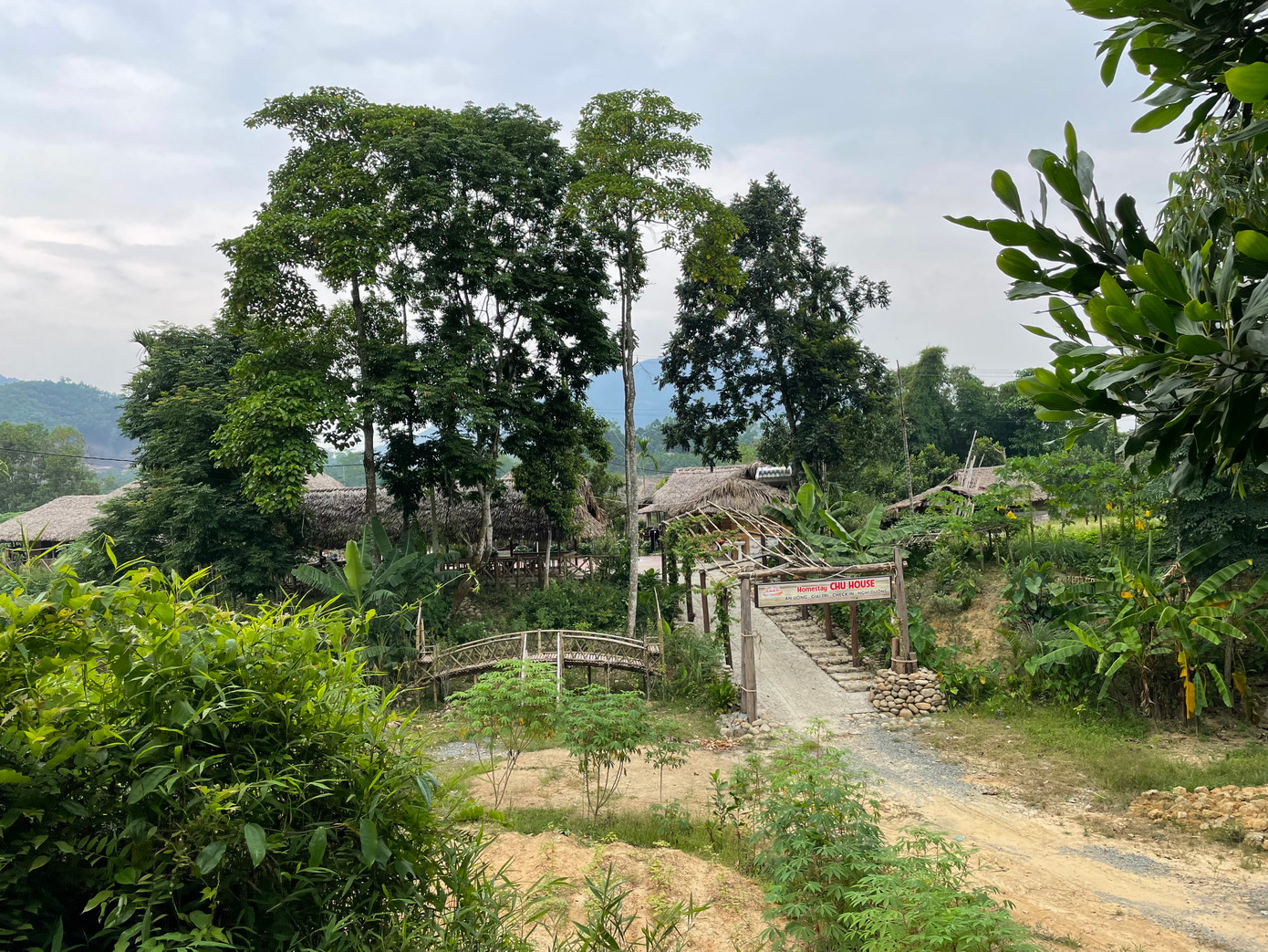 Phát triển kinh tế tại điểm du lịch sinh thái tại bản Mạ, thị trấn Thường Xuân, huyện miền núi Thường Xuân, Thanh Hoá, góp phần nâng cao chất lượng cuộc sống của người dân địa phương. Phát triển kinh tế tại điểm du lịch sinh thái tại bản Mạ, thị trấn Thường Xuân, huyện miền núi Thường Xuân, Thanh Hoá, góp phần nâng cao chất lượng cuộc sống của người dân địa phương.