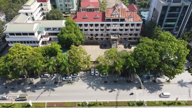 Trụ sở cũ của Bộ Chỉ huy Quân sự tỉnh Thanh Hoá (khu nhà mái đỏ) bỏ không nhiều năm