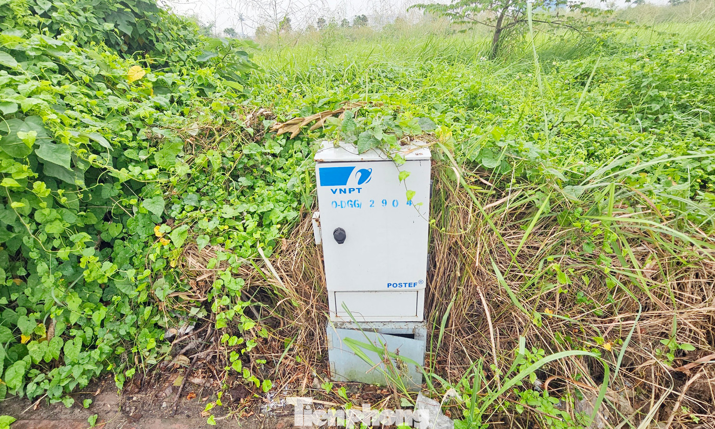 Nhiều hạng mục như đường ống nước, hộp kỹ thuật đã được lắp đặt từ lâu.