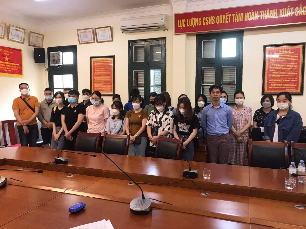 Nhóm đối tượng liên quan.