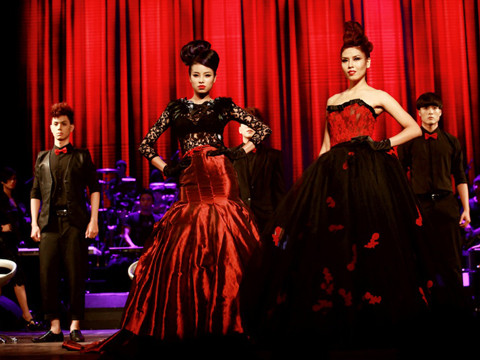 Nguyễn Thị Loan ngày càng chuyên nghiệp và sang trọng trên sàn diễn