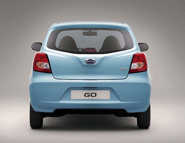 Datsun Go có chiều dài 3.785 mm, chiều rộng 1.635 mm và chiều cao 1.485 mm. Chiều dài cơ sở ở mức 2.450mm