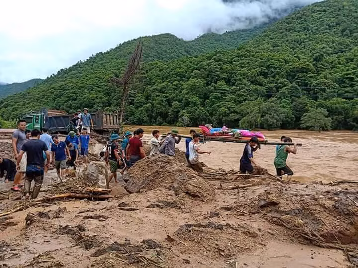 Hình ảnh mưa lũ tàn phá khủng khiếp ở Mường Lát ảnh 13