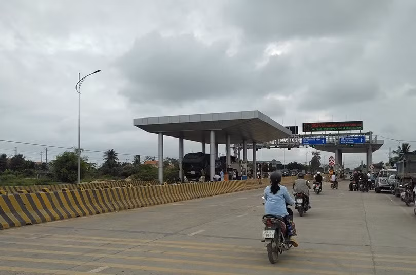 Trạm thu phí BOT Ninh Xuân sẽ ế ẩm khi tuyến cao tốc Khánh Hoà - Buôn Ma Thuột hoạt động. Trạm thu phí BOT Ninh Xuân sẽ ế ẩm khi tuyến cao tốc Khánh Hoà - Buôn Ma Thuột hoạt động.