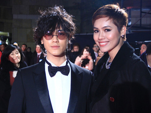 Hoàng My rạng rỡ bên mỹ nam Nhật Bản Jin Akanishi