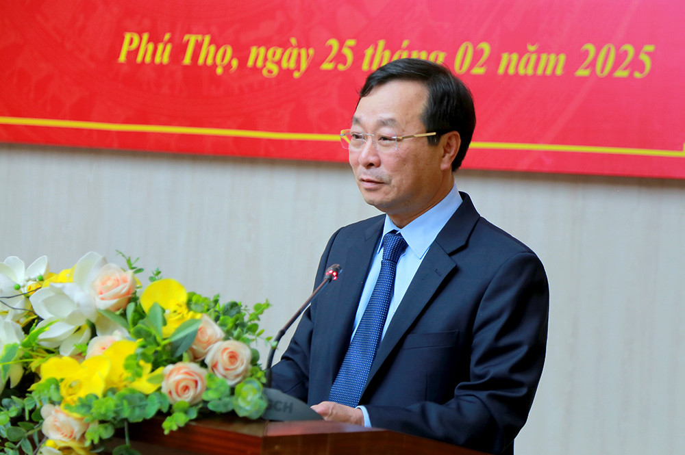 Chủ tịch UBND tỉnh Bùi Văn Quang phát biểu tại hội nghị. Chủ tịch UBND tỉnh Bùi Văn Quang phát biểu tại hội nghị.