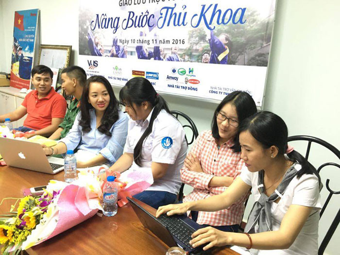 Tâm tư của 5 thủ khoa “đặc biệt” ảnh 1