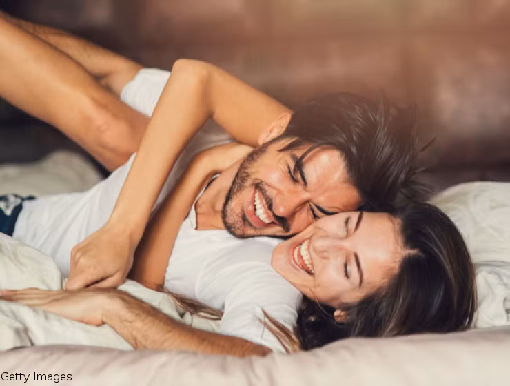 Mỗi tuần 1 lần đủ để vợ chồng gắn bó, ít hơn đe dọa tan vỡ.