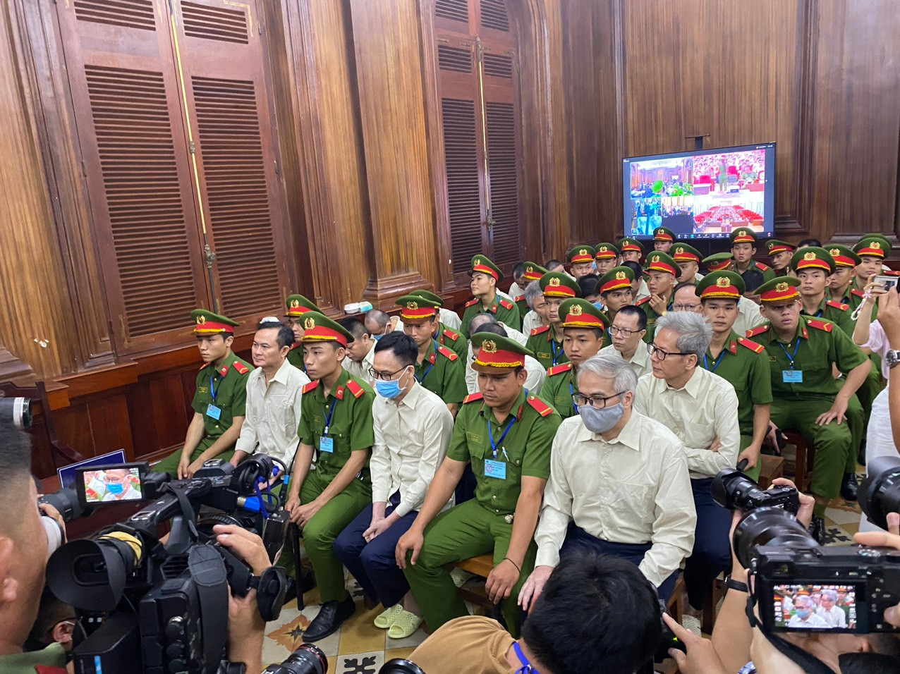 Các bị cáo tại phiên tòa. Các bị cáo tại phiên tòa.