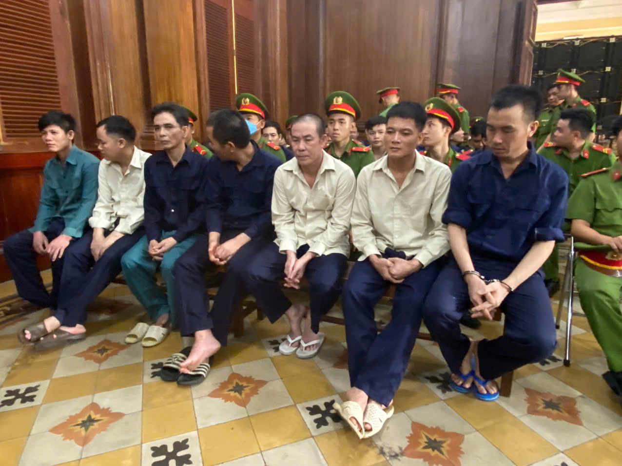 Các bị cáo tại phiên tòa. Các bị cáo tại phiên tòa.