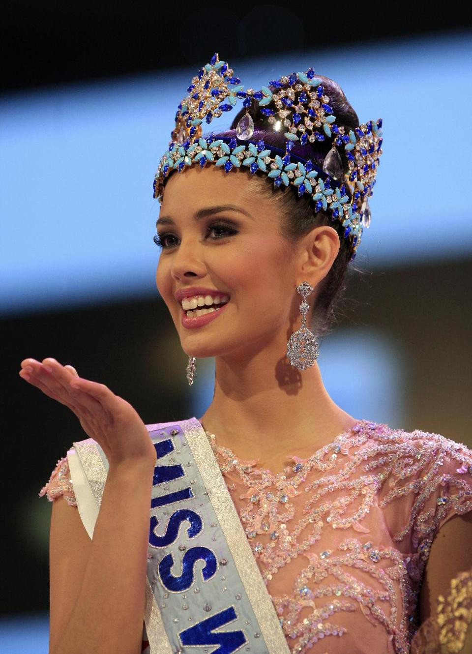 Cô gái trẻ người Philippines - Megan Young đăng quang ngôi vị Hoa Hậu Thế Giới 2013