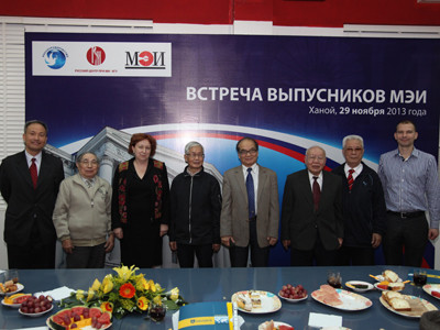 Những sinh viên đầu tiên của Trường đại học Năng lượng Mátxcơva đã có nhiều đóng góp cho ngành năng lượng nước nhà