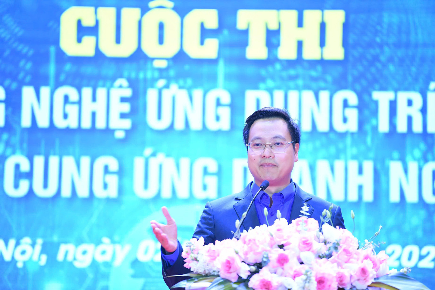 Anh Trần Quang Hưng - Phó Bí thư Thành Đoàn Hà Nội phát biểu mở đầu Vòng chung kết. Ảnh: Dương Triều Anh Trần Quang Hưng - Phó Bí thư Thành Đoàn Hà Nội phát biểu mở đầu Vòng chung kết. Ảnh: Dương Triều