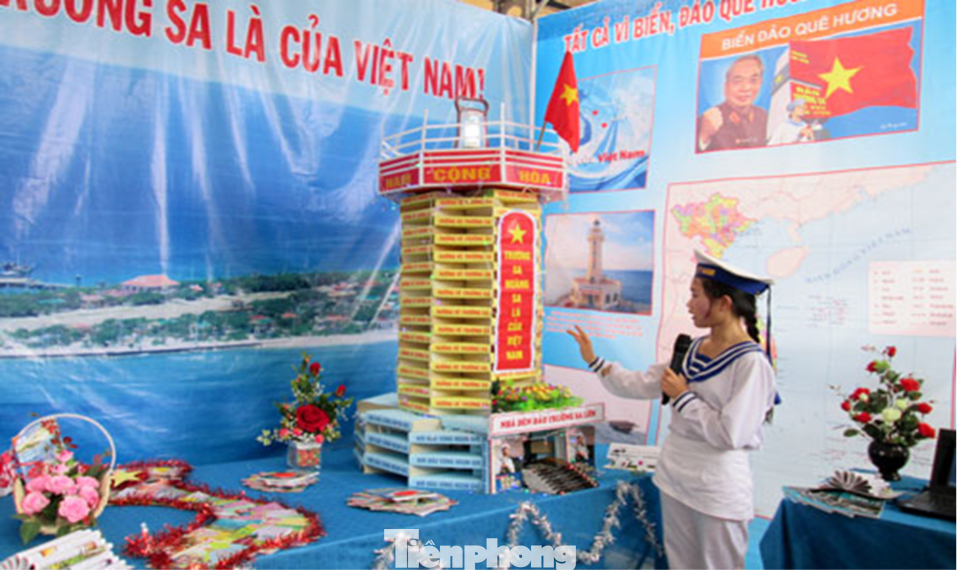 Học sinh Trường THCS Tân Kim tham gia Liên hoan các Đội tuyên truyền Măng non. Học sinh Trường THCS Tân Kim tham gia Liên hoan các Đội tuyên truyền Măng non.